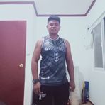 Jay Tom - Facebook
