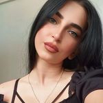 Lika Jayeli - @likajayeli1 - Instagram