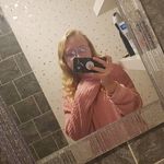 Jayne Blake - @honeyjane878 - Instagram