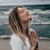Jayne Cash - @jayne_loves_yoga - TikTok