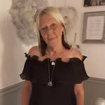 Jayne Glover🐾🤍 - @jayneglo6 - Instagram