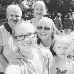 Jayne Holt - @jayne.holt.33 - Instagram