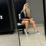 Jazmín Escobar - @jaaziesc - Instagram