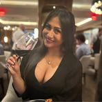 Jazmine Rocha - Facebook