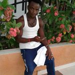 Jean doré - @zeanmara - Instagram