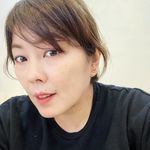 下樓梯 - @jeaneason - Instagram