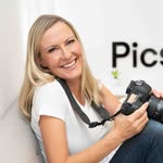 Jane Goodrich - Photographer, Business Mentor + Podcast Host - @jane.goodrich - Instagram