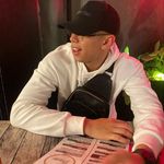 Jean C. Herrera - @jean.herreramejia - Instagram