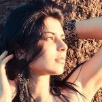 Jéannyè Caovila - @jeannyecaovila - Instagram