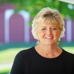 Jeanne Hosted - Facebook