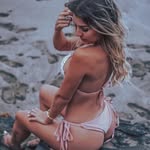Jeanne Ruby - @jeanneruby89 - Instagram