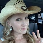 Jeannette Frederick - @redzy622 - Instagram