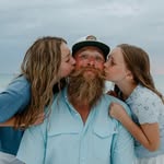 J - @jedlarsen19 - Instagram