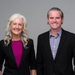 Jeff Steinborn and Angela Carlson - @jeffandangelasandiego - Instagram