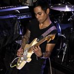 Jeff Toro Guitarro - @jefftoroguitar - Instagram