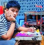 Jeffrey Arts - Facebook