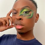 Jelani Armstrong - @blendandsnatchedbyjmua - Instagram