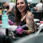 Jenna Coffin 🔪 I get paid to stab ppl 🔪 - @jennacoffintattoo - Instagram