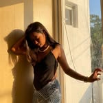 Jen De Leon - @jen.of_roses - Instagram