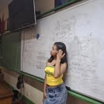 Jen Deleon - @roses.is_jen - Instagram