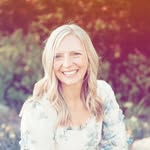 Jen Ferguson - @jen.andtheholograms - Instagram