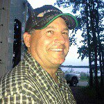 Brad and Jen Lutz - @bradlutzfarm - Instagram