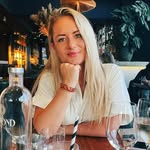 Jen Robson - @jenrobson3 - Instagram