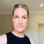Jen Robson - Facebook