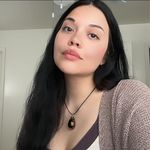 Jennifer Hutson - @jenjuiced - Instagram
