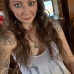 Jennifer Burris - @niniemouse88 - Instagram