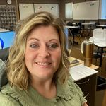 Jennifer Burt - @the_minimalist_educator - Instagram