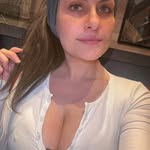 Jennifer Cunningham - @jennifercunningham7138 - Instagram