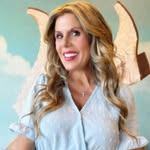 Jennifer Hebert - @queenjenniferimmaculata - Instagram