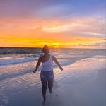 Jennifer Hess - @jenniefromtheblockk12 - Instagram
