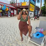 Jenine Williams - @raymond.jenine - Instagram