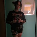 Jenn Donovan - @crimsondevildoll - Instagram