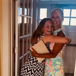 Jenn Donovan - @jdunny.2 - Instagram