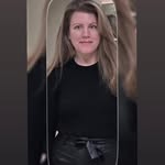 Jenn Power - @julietanova00 - Instagram
