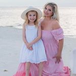 Jenna Cornelius - @jennanaven - Instagram