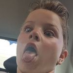 Jenna - @jenna_halliday_75 - Instagram