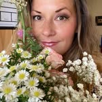 Jenna Hott - @jennasgardentherapy - Instagram