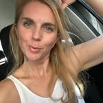 Jenny Padgett - @jennyshutan - Instagram
