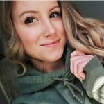 Jenni Taylor - @magicbananabros - Instagram
