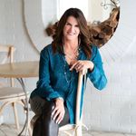 Jennifer Cheney Crosby - @jendvod - Instagram