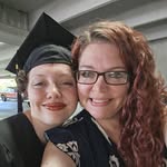 Jennifer Conyers - @jennlovesstingrays - Instagram