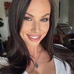 Jennifer james - @kirkhurne6403 - Instagram