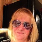 Jennifer LaRock - @levonmom - Instagram