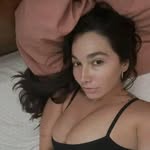 Jennifer Roux - @jenniferroux79 - Instagram