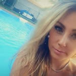 Jennifer Roux - @jenny.its.me - Instagram