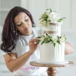 Custom Cakes | Dessert Spreads | Small Treats - @jennybakedit - Instagram